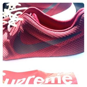 Size 12 Nike rousche